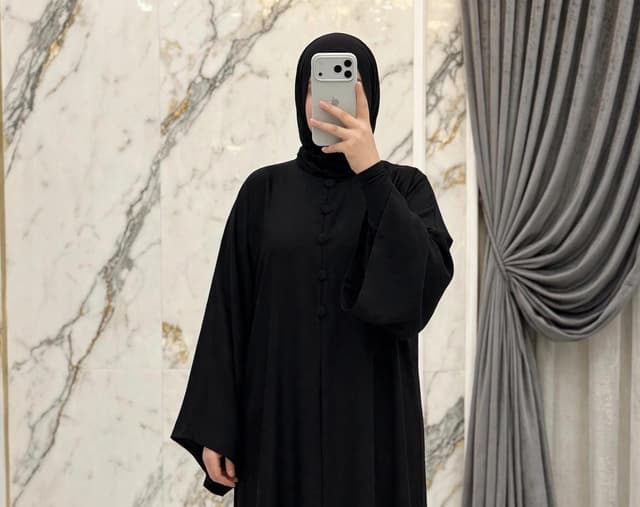عباية ساده زراير كبس